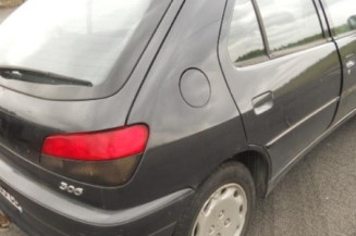 Aile avant droit PEUGEOT 306