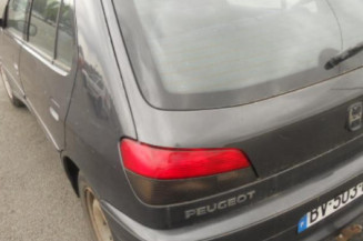 Aile avant droit PEUGEOT 306