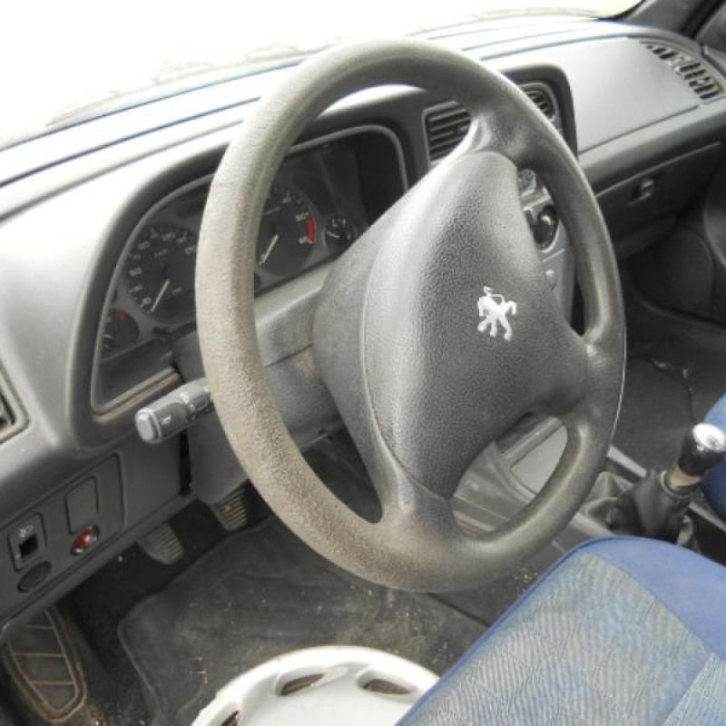 Aile avant droit PEUGEOT 306 Photo n°10