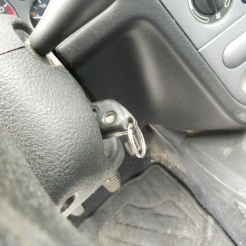 Aile avant droit PEUGEOT 306 Photo n°12