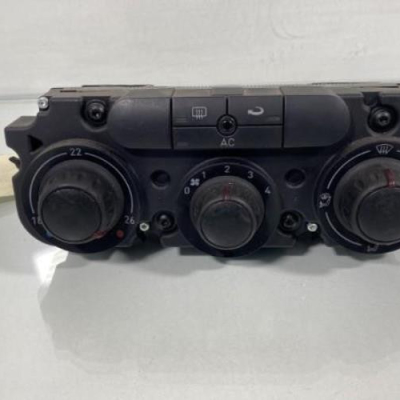 Commande chauffage SEAT LEON 2 Photo n°1