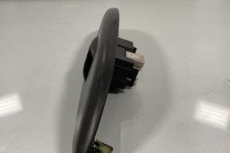 Interrupteur de leve vitre avant droit TOYOTA YARIS 1