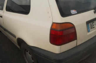 Bras essuie glace avant droit VOLKSWAGEN GOLF 3