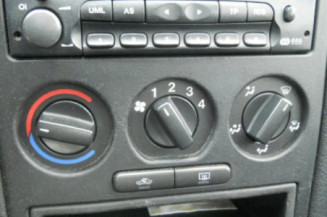 Leve vitre mecanique avant droit OPEL ASTRA G