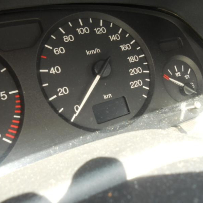 Leve vitre mecanique avant droit OPEL ASTRA G Photo n°8