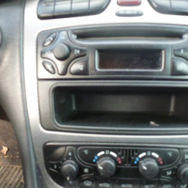Autoradio d'origine MERCEDES CLASSE C 203 COUPE SPORT Photo n°9