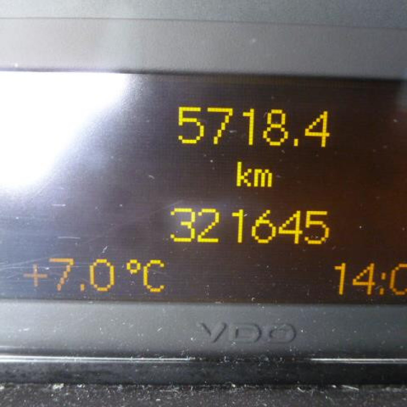 Autoradio d'origine MERCEDES CLASSE C 203 COUPE SPORT Photo n°10