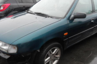 Retroviseur gauche NISSAN PRIMERA 1