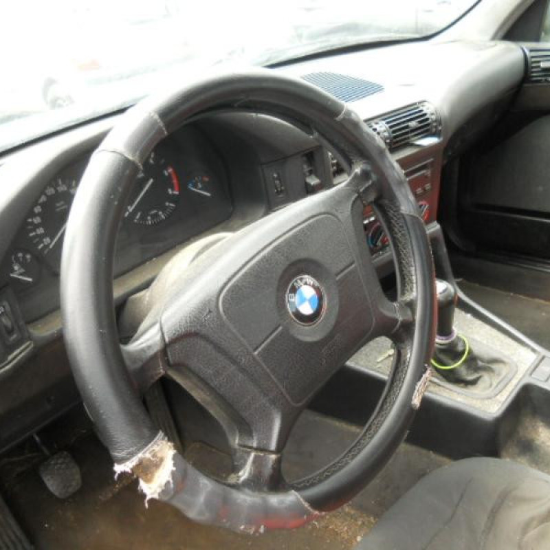 Retroviseur gauche BMW SERIE 5 E34 Photo n°7
