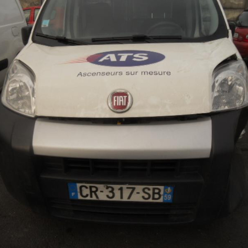 Pompe lave glace avant FIAT FIORINO 3 Photo n°5