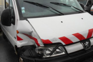 Serrure avant droit PEUGEOT BOXER 2
