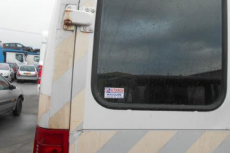 Serrure avant droit PEUGEOT BOXER 2