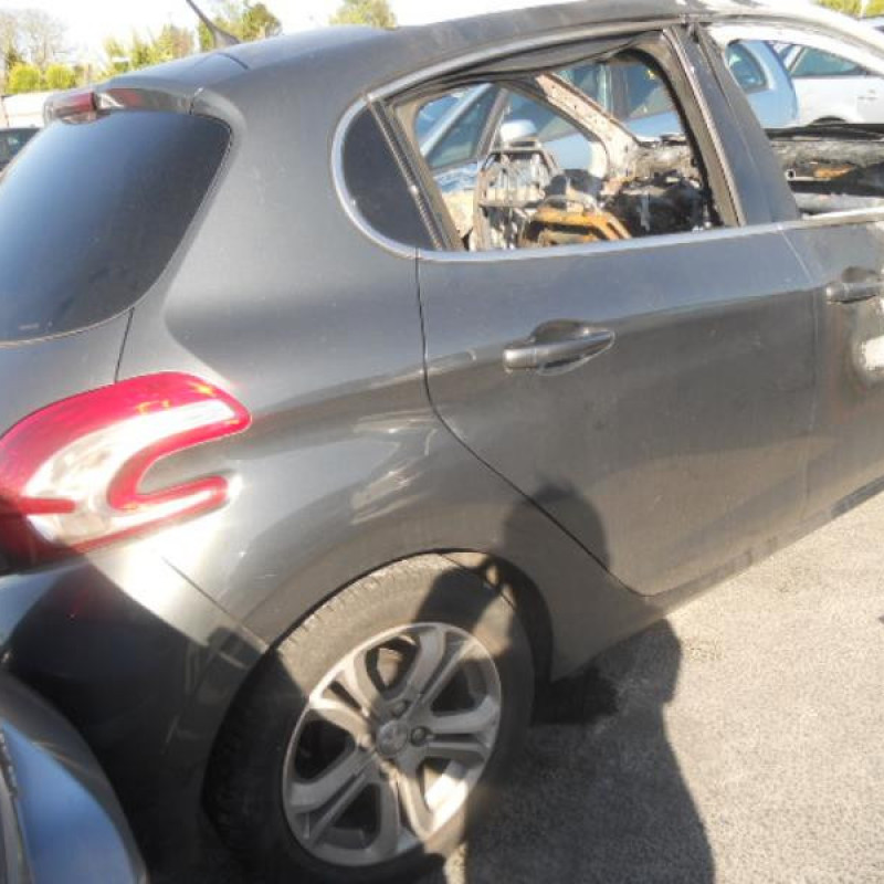 Trappe d'essence PEUGEOT 208 1 Photo n°3