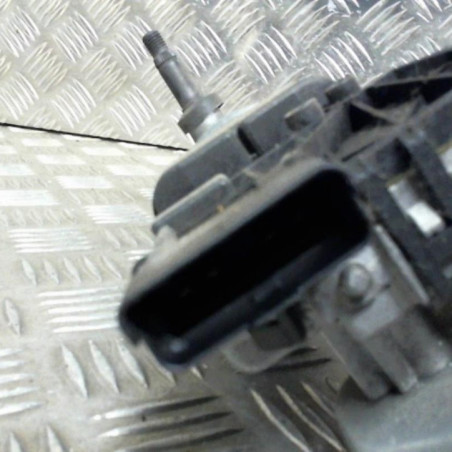Moteur essuie glace avant PEUGEOT 208 1