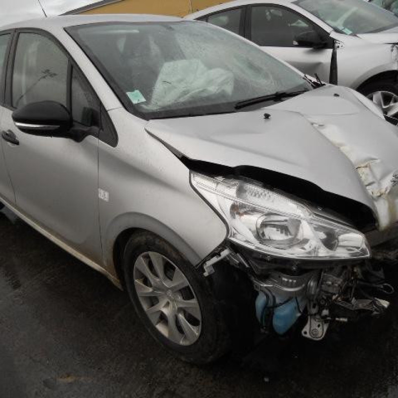 Poignee interieur arriere droit PEUGEOT 208 1 Photo n°6
