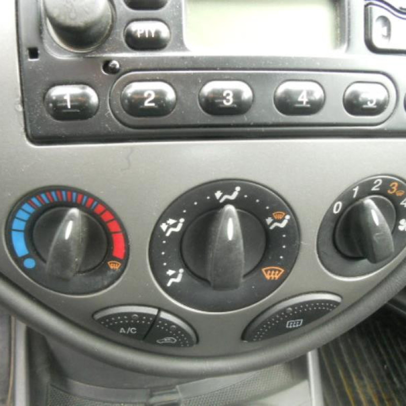 Porte arriere droit FORD FOCUS 1 Photo n°8