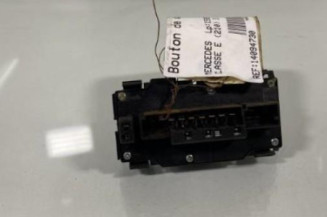 Bouton de warning MERCEDES CLASSE E 210