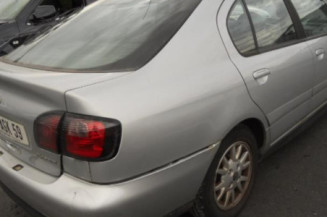 Retroviseur droit NISSAN PRIMERA 2