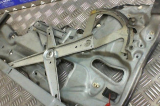 Leve vitre electrique arriere gauche RENAULT LAGUNA 1