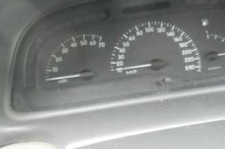 Leve vitre electrique arriere gauche RENAULT LAGUNA 1