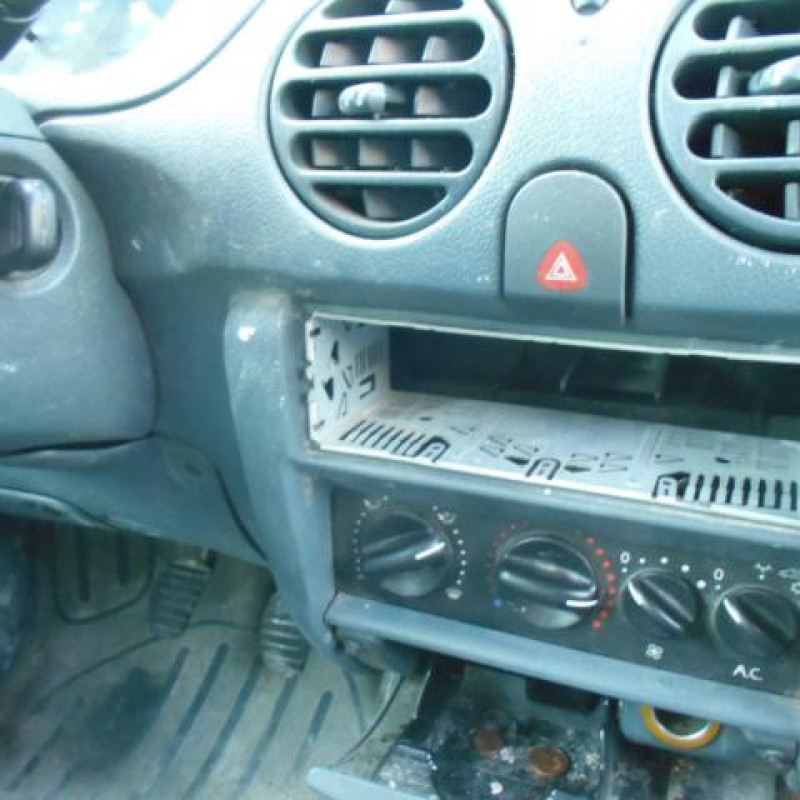 Leve vitre electrique avant droit RENAULT KANGOO 1 Photo n°8