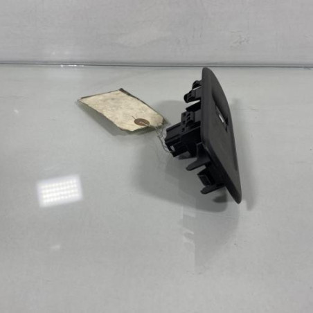 Interrupteur de leve vitre avant droit CITROEN C3 2