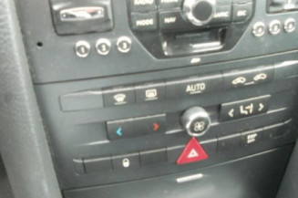 Poignee interieur avant gauche PEUGEOT 407