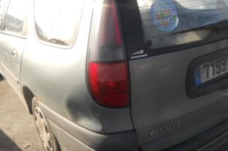 Optique avant principal droit (feux)(phare) RENAULT LAGUNA 1