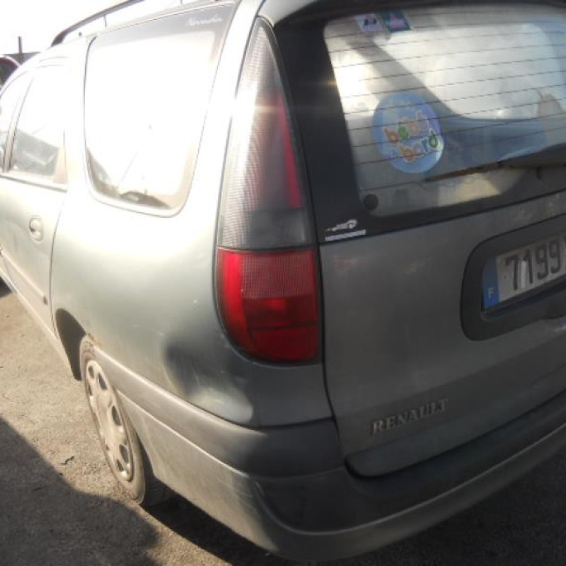 Optique avant secondaire gauche (feux)(clignotant) RENAULT LAGUNA 1 Photo n°6