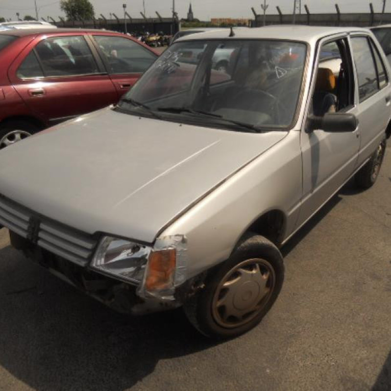 Retroviseur gauche PEUGEOT 205 Photo n°3