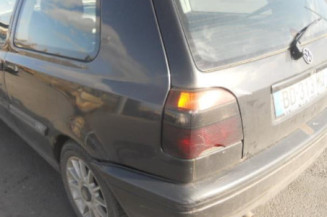 Retroviseur droit VOLKSWAGEN GOLF 3