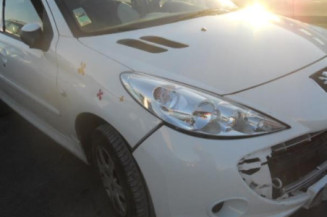 Bras essuie glace avant droit PEUGEOT 206+