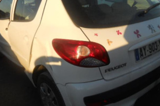 Bras essuie glace avant droit PEUGEOT 206+