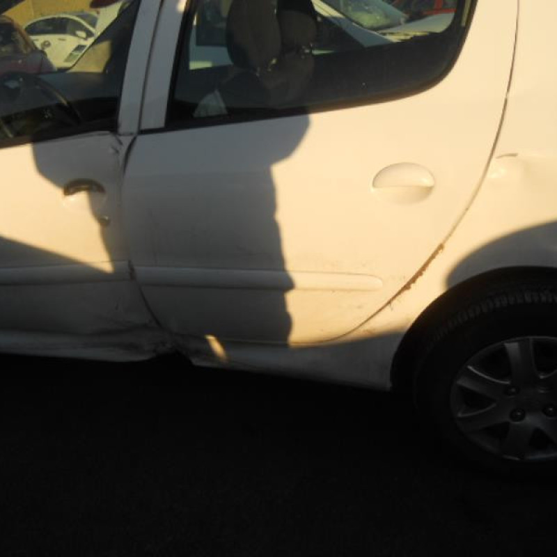 Bras essuie glace avant droit PEUGEOT 206+ Photo n°7