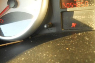 Bras essuie glace avant droit PEUGEOT 206+