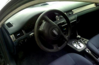 Retroviseur droit AUDI A6 2