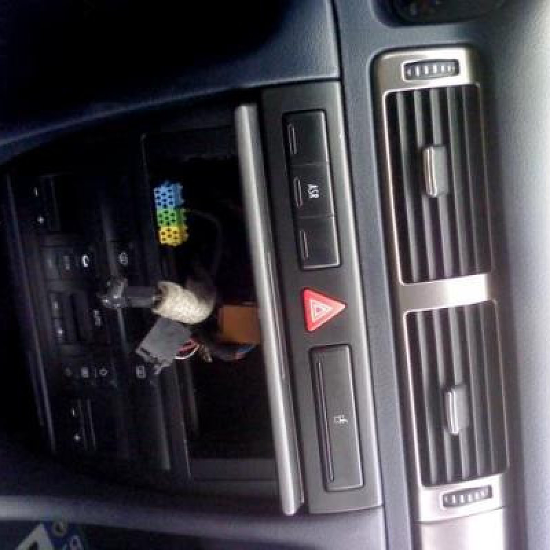 Retroviseur droit AUDI A6 2 Photo n°4