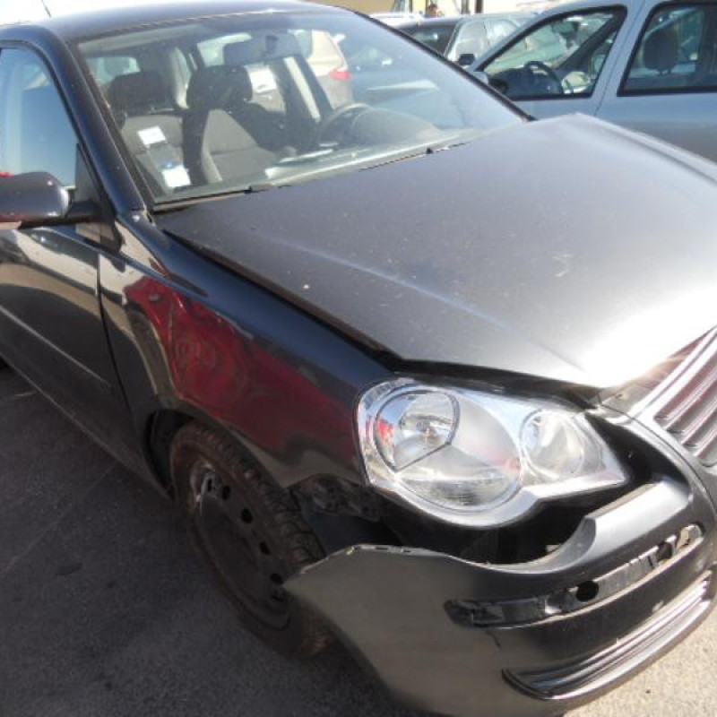 Poignee porte avant droit VOLKSWAGEN POLO 4 Photo n°5