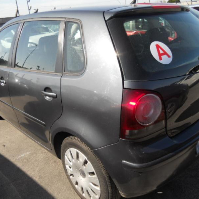 Poignee porte avant droit VOLKSWAGEN POLO 4 Photo n°7