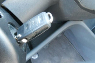 Poignee porte avant droit VOLKSWAGEN POLO 4