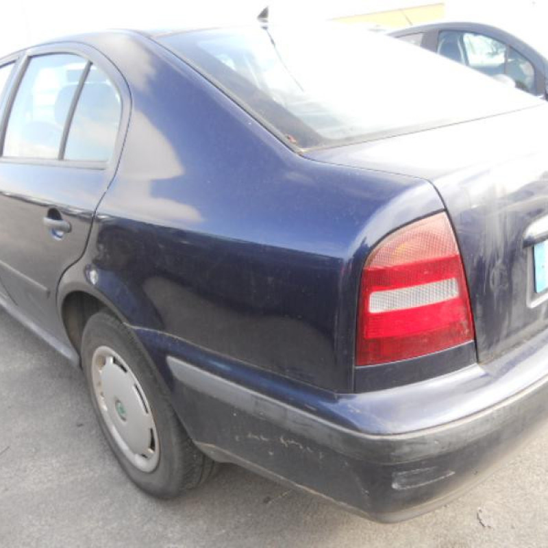 Aile avant droit SKODA OCTAVIA 1 Photo n°6
