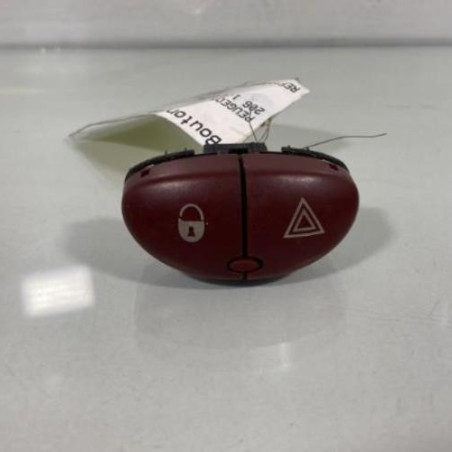 Bouton de warning PEUGEOT 206 Photo n°1