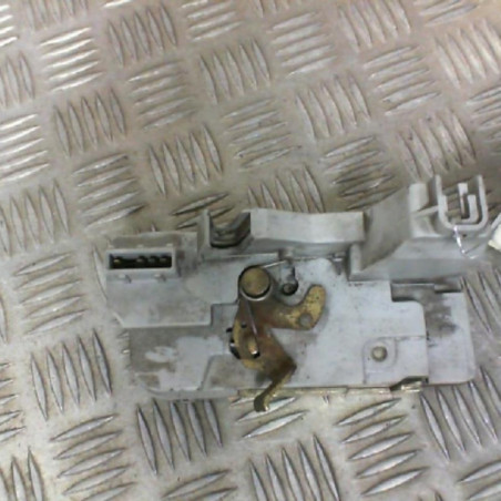 Serrure arriere droit PEUGEOT 307