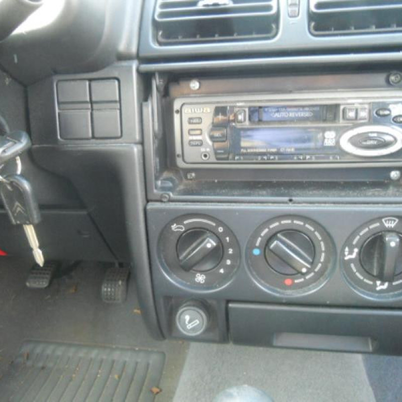 Ceinture arriere gauche CITROEN ZX Photo n°9