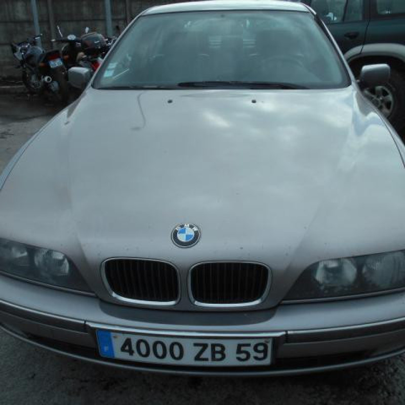 Feu arriere principal droit (feux) BMW SERIE 5 E39 Photo n°4