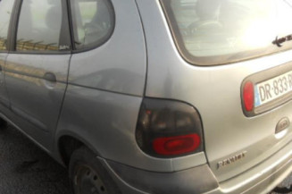 Retroviseur droit RENAULT SCENIC 1