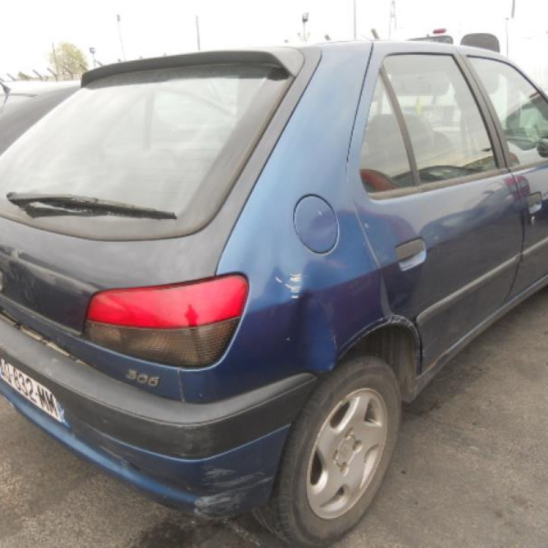 Bras essuie glace avant droit PEUGEOT 306 Photo n°3