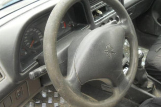 Bras essuie glace avant droit PEUGEOT 306