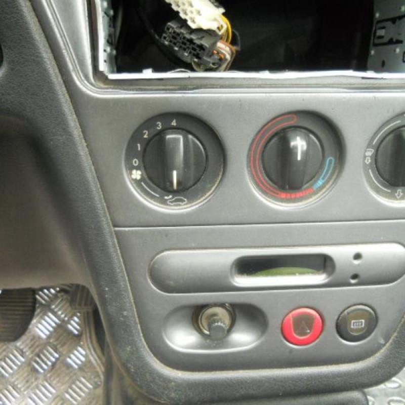 Bras essuie glace avant droit PEUGEOT 306 Photo n°6