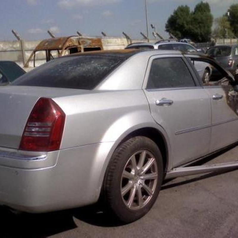 Trappe d'essence CHRYSLER 300C Photo n°6